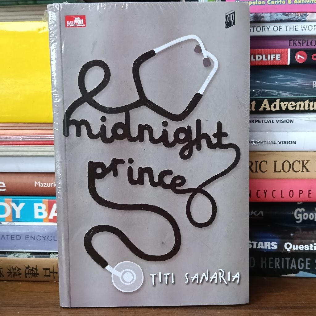 Buku Original • Midnight Prince / TITI SANARA