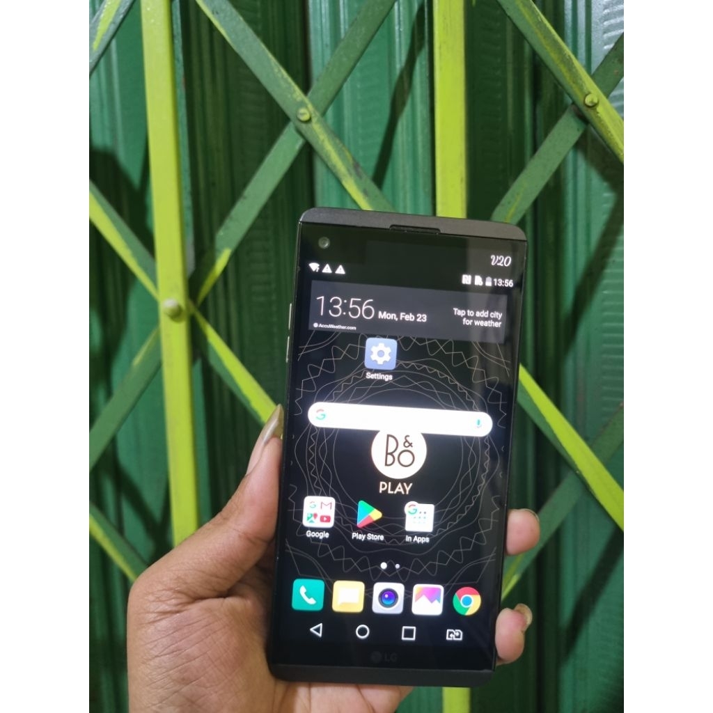 Ponsel Bekas Flagship LG V20 Ram 4GB Rom 64GB all operator Hp langka