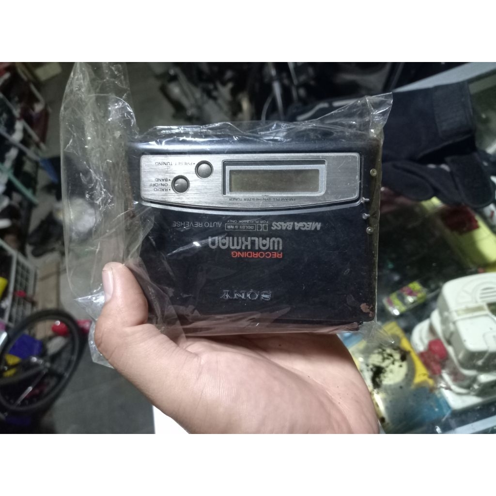 sony walkman wm bf 608