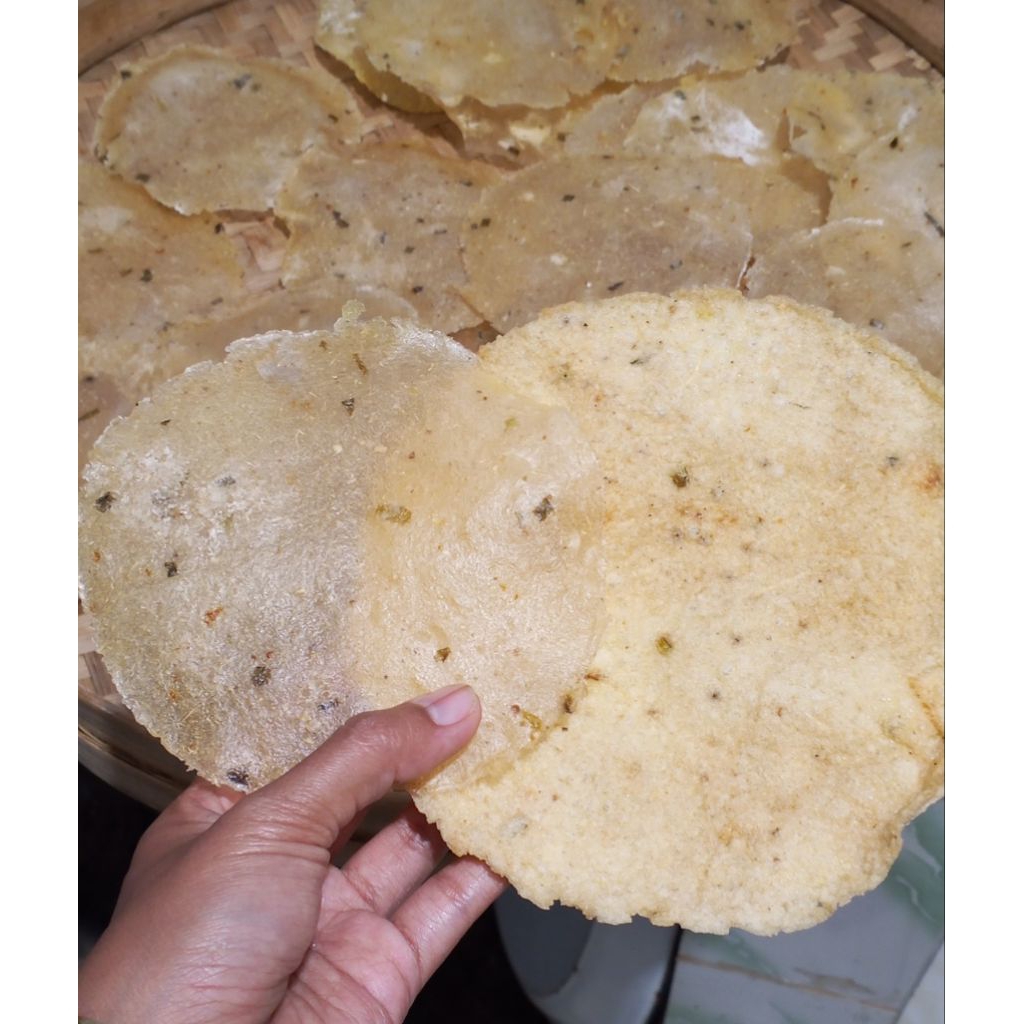 opak singkong mentah 1 kg gurih dan renyah,opak singkong mentah lebar
