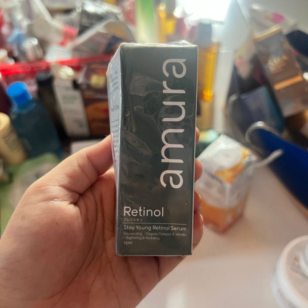NEW! AMURA STAY YOUNG RETINOL SERUM