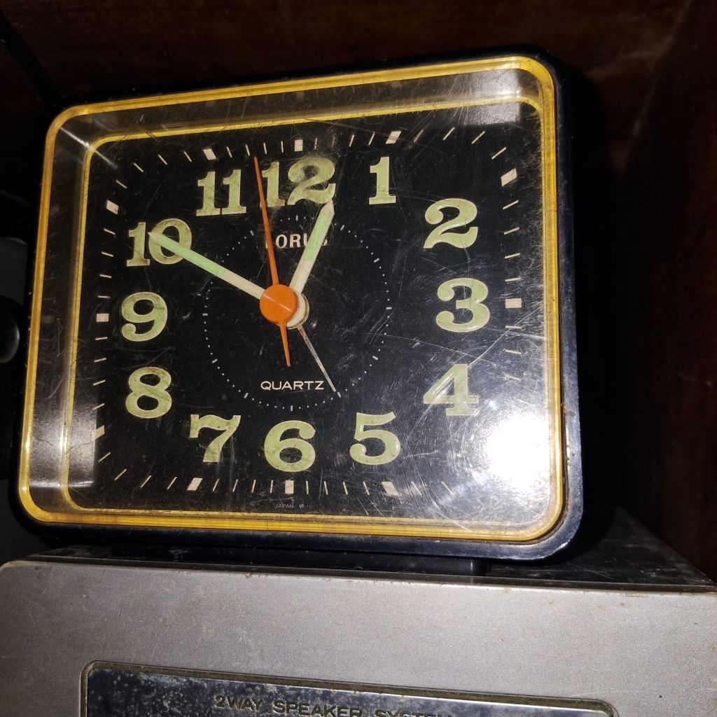 jam meja jam portable japan lorus