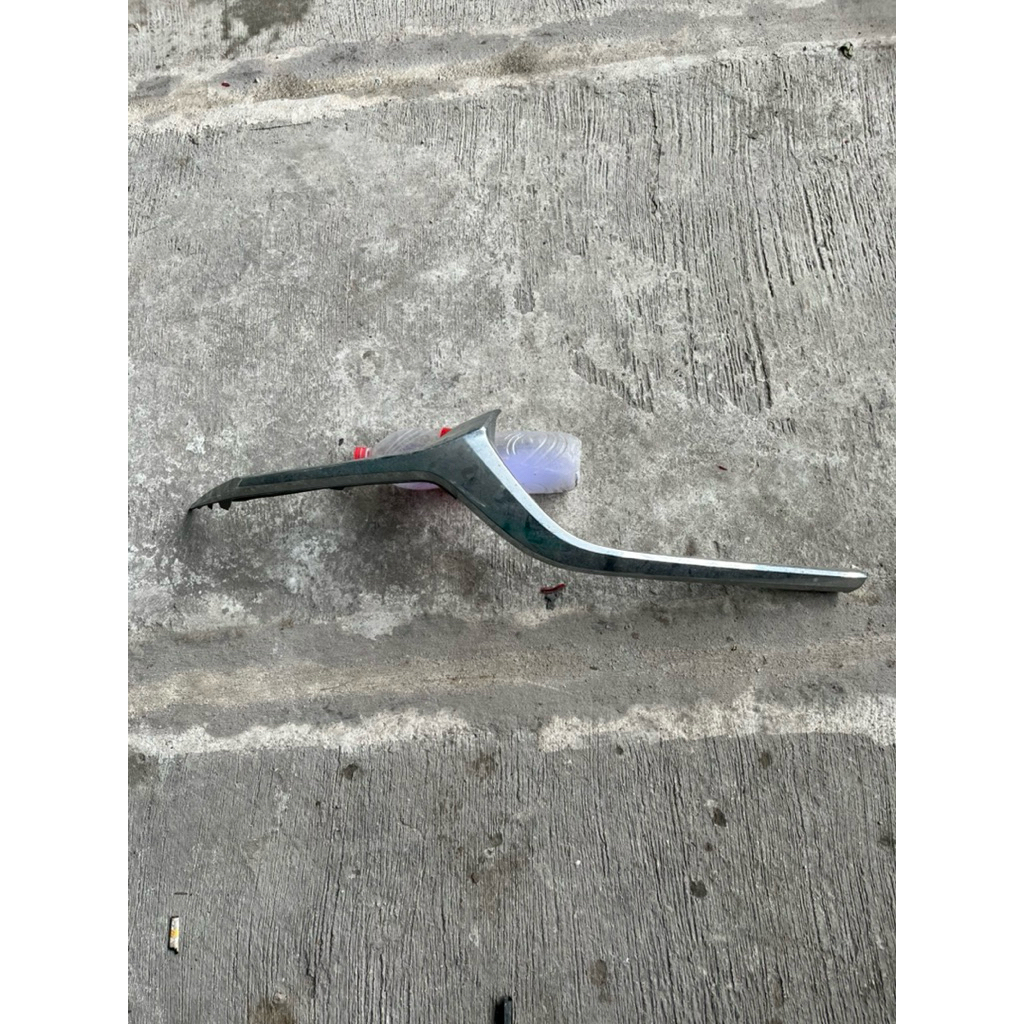 LIST GRILL MAZDA CX5 2017 2018 2019 ORIGINAL