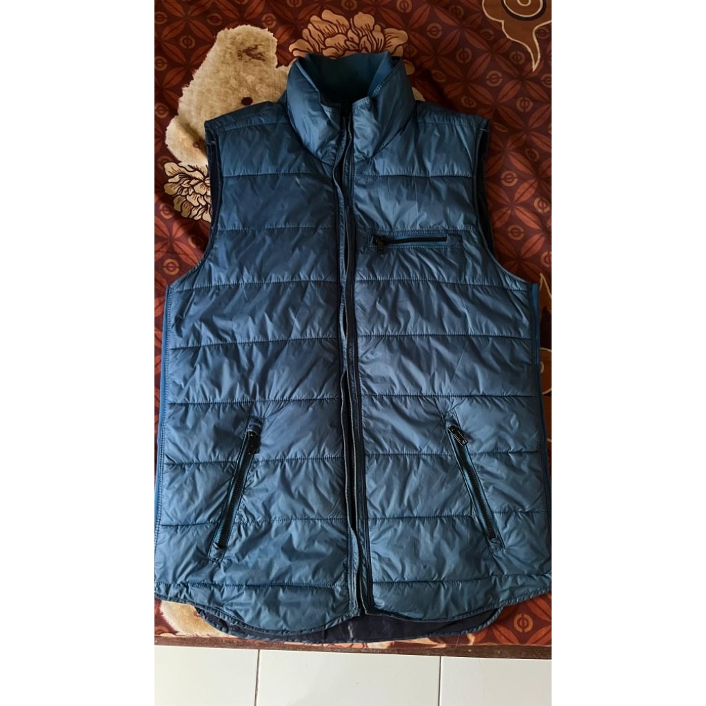 vest puffer merk ZARA MAN