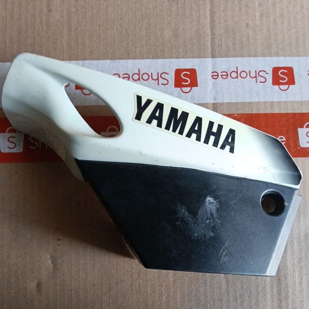 COVER BOX ACCU YAMAHA FIZR FULLCLUTH MARLBORO SECOND ORIGINAL COPOTAN TUTUP BOK AKI FIZ R CALTEX