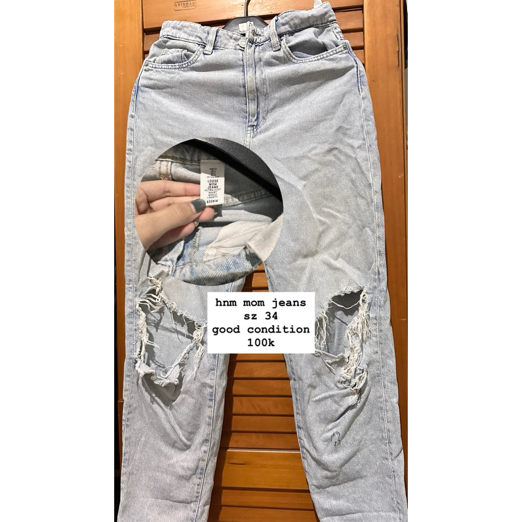 H&M Mom Jeans Ripped