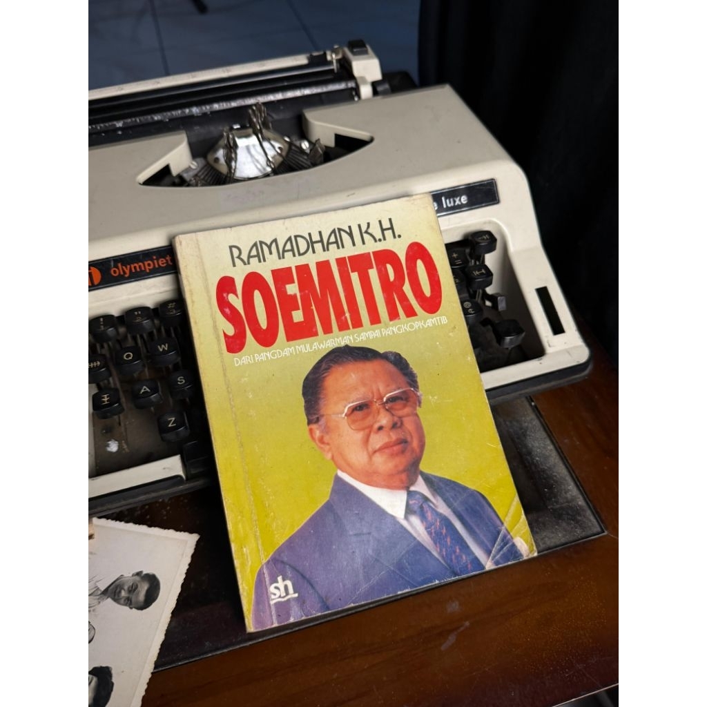 Buku Soemitro - Ramadhan K.H