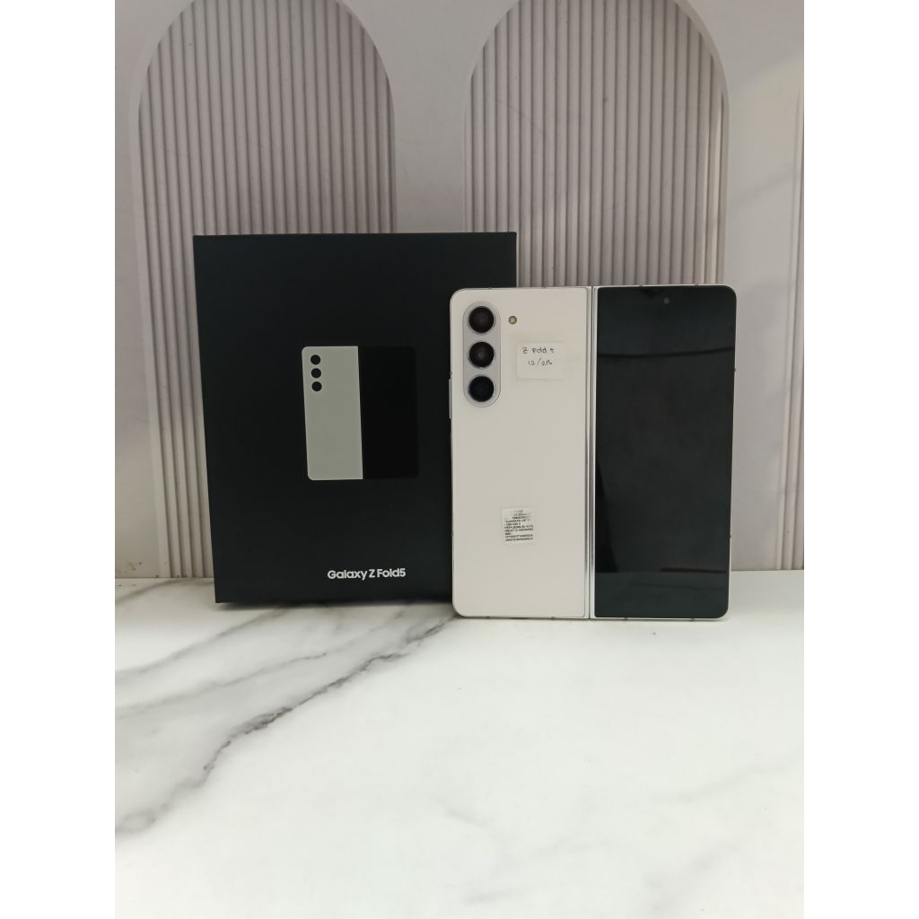Samsung galaxy z fold 5 12/256 second