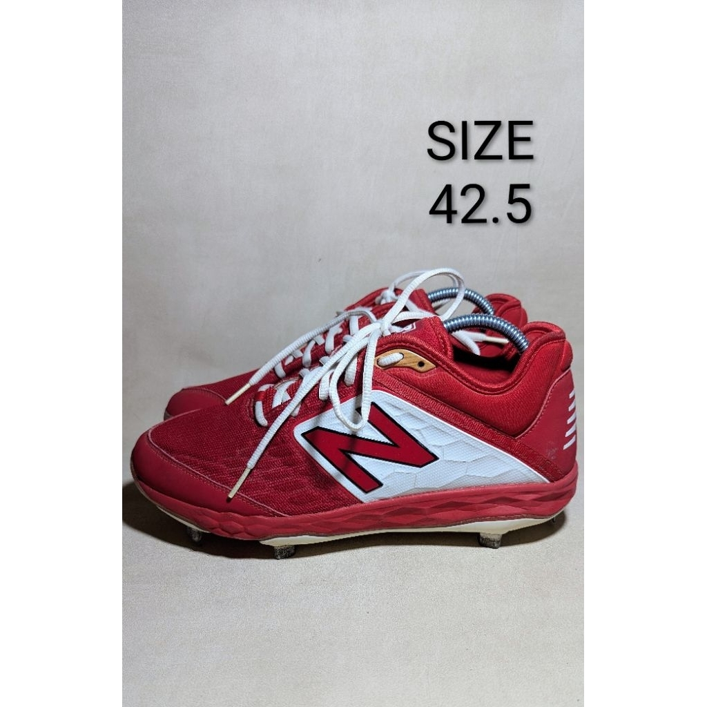 SEPATU BASEBALL SOFTBALL PRELOVED NEW BALANCE (NB) MEN CLEATS L3000MW4 RED LOW CUT METAL SPIKES SIZE