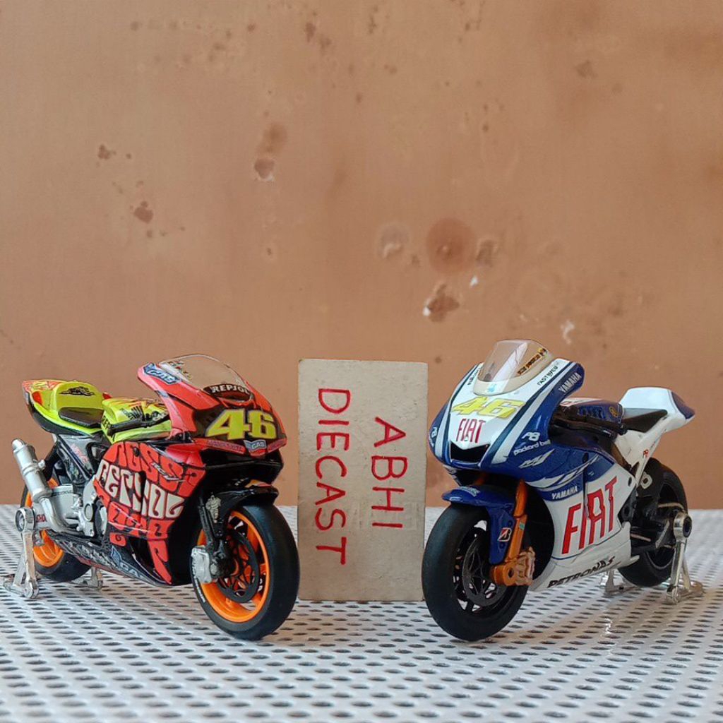 Maisto motogp honda rc211v repsol 2003 livery valencia vr46 sepaket maisto yamaha yzr-m1 fiat 2009 v
