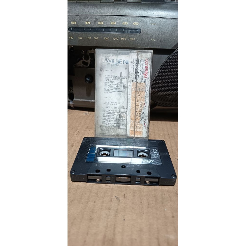 kaset pita Willie nelson me & paul