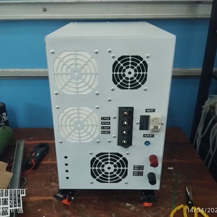 Portable Solar inverter 6kva Low Frequency Tembaga Efisiensi Tinggi