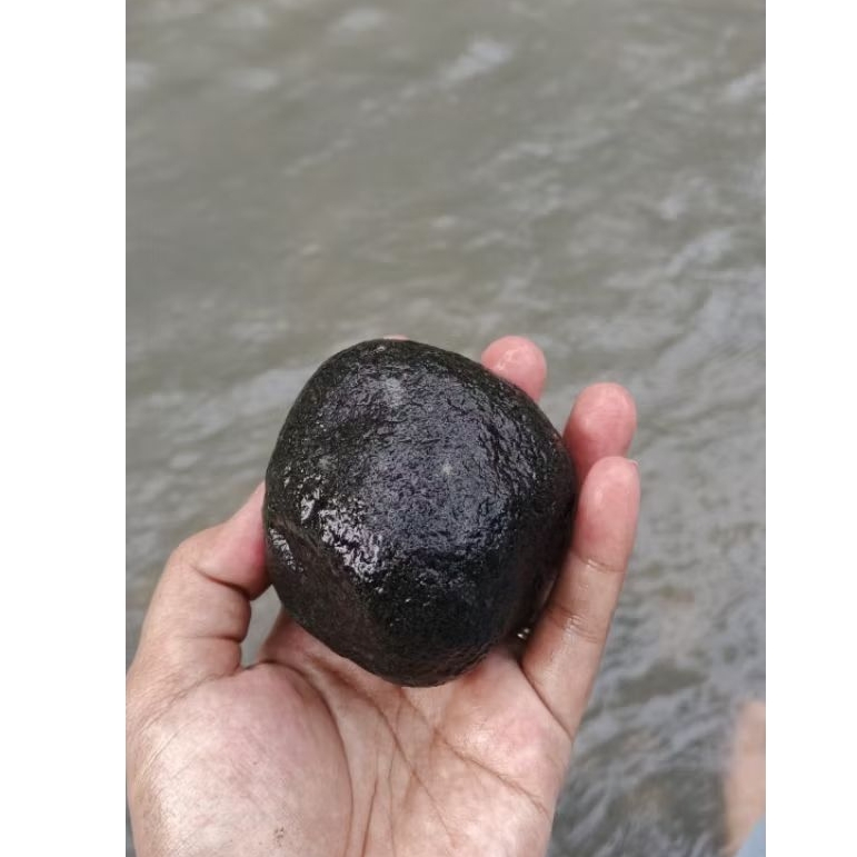 Batu kali/batu gosok daki