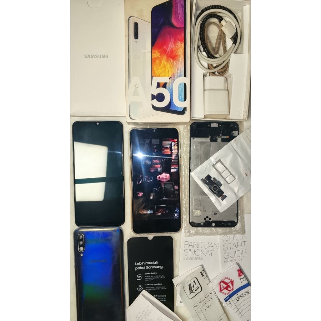Samsung Galaxy A50 RAM 6/128GB Fullset (Second/Bekas)  Normal Bonus Sparepart Servis + LCD Baru Nota