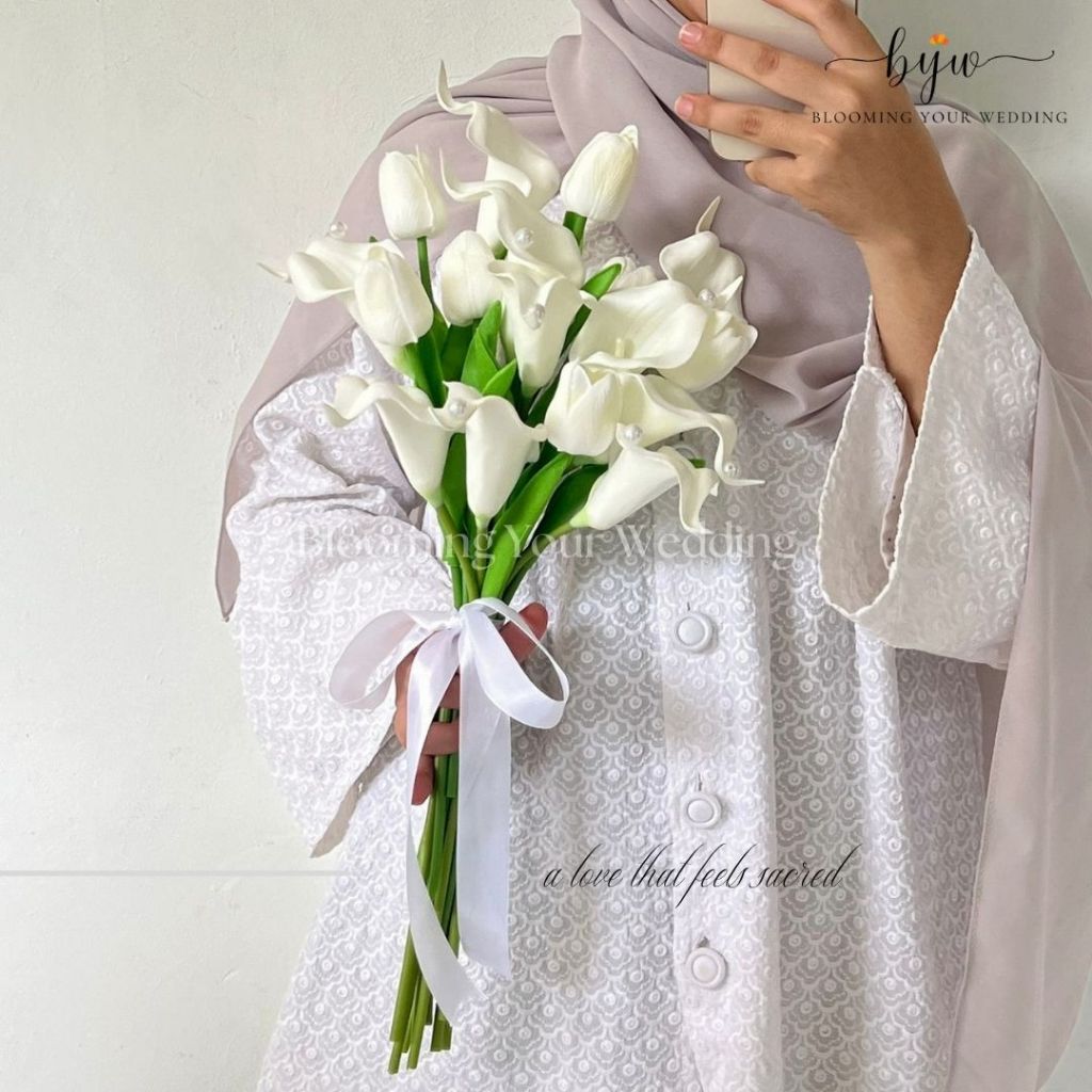 READY Calla Lily Tulip Bridal Bouquet wedding bouquet white /buket bunga calla lily tulip/handbuket/