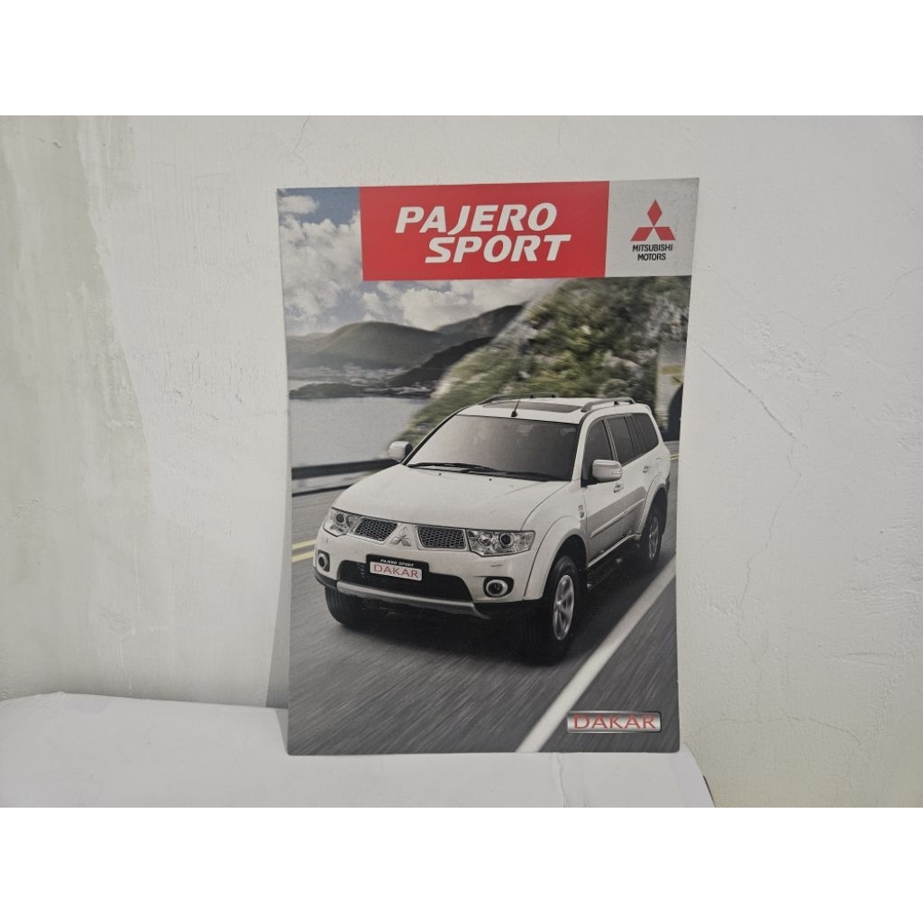 brosur katalog mobil mitsubishi pajero sport dakar 2009 leaflet