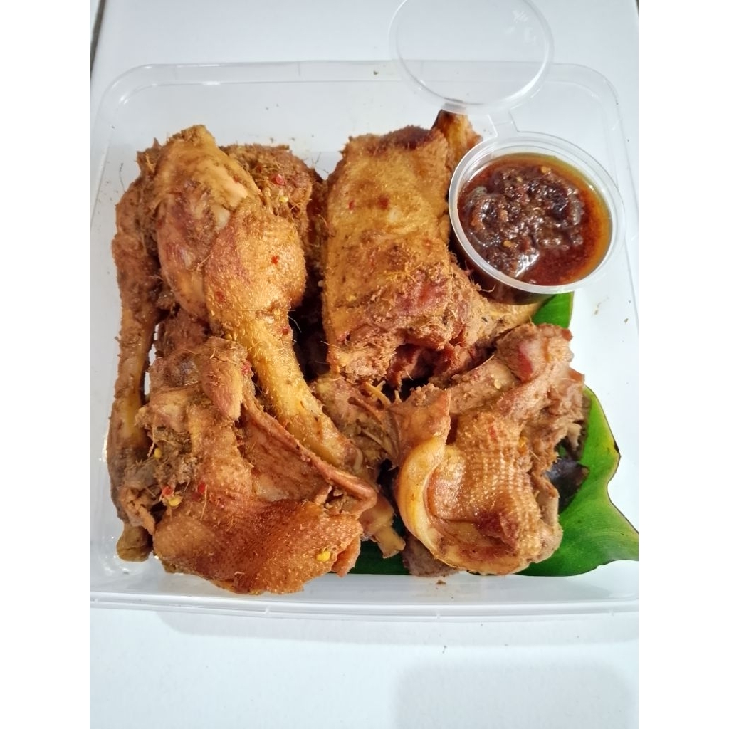 entok  ungkep  biasa dan bumbu hitam bonus sambel terasi