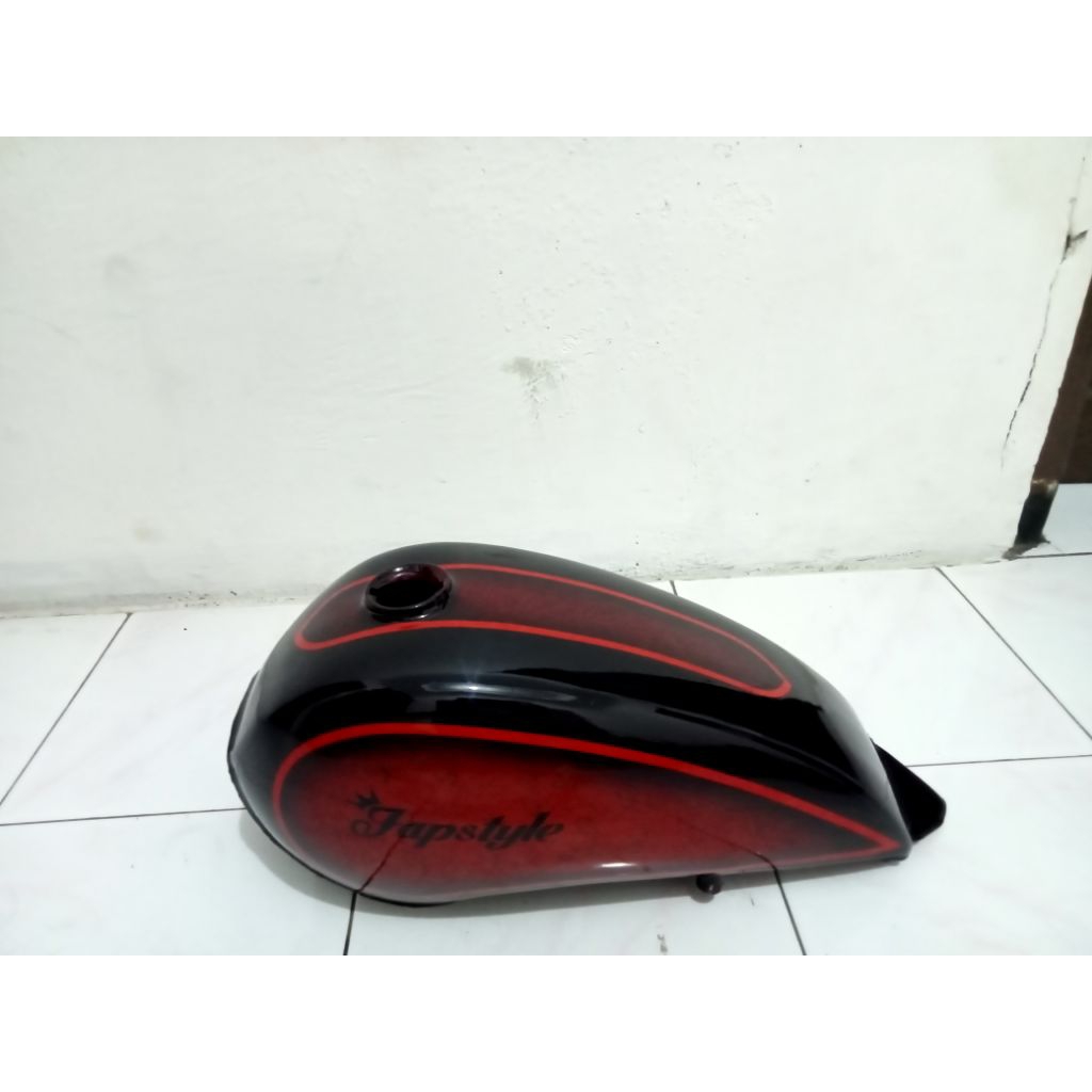 Tangki cat custom teardrop motif batik merah atau tetesan air cocok untuk custom motor model  japsty