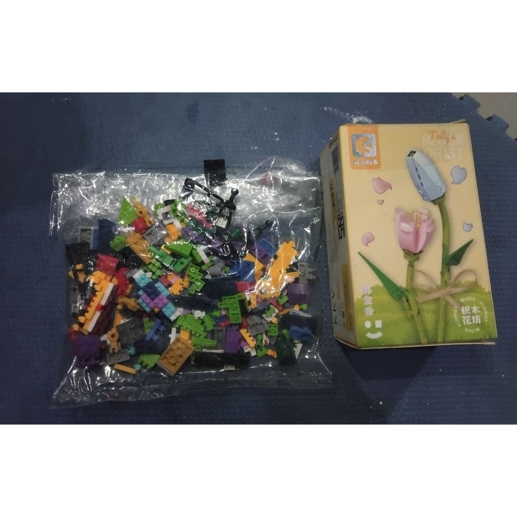 mainan lego dan lego bunga tulip