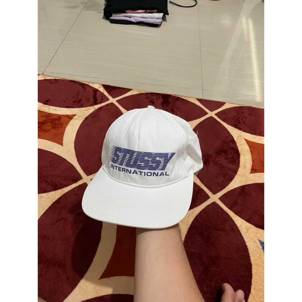 topi stussy international