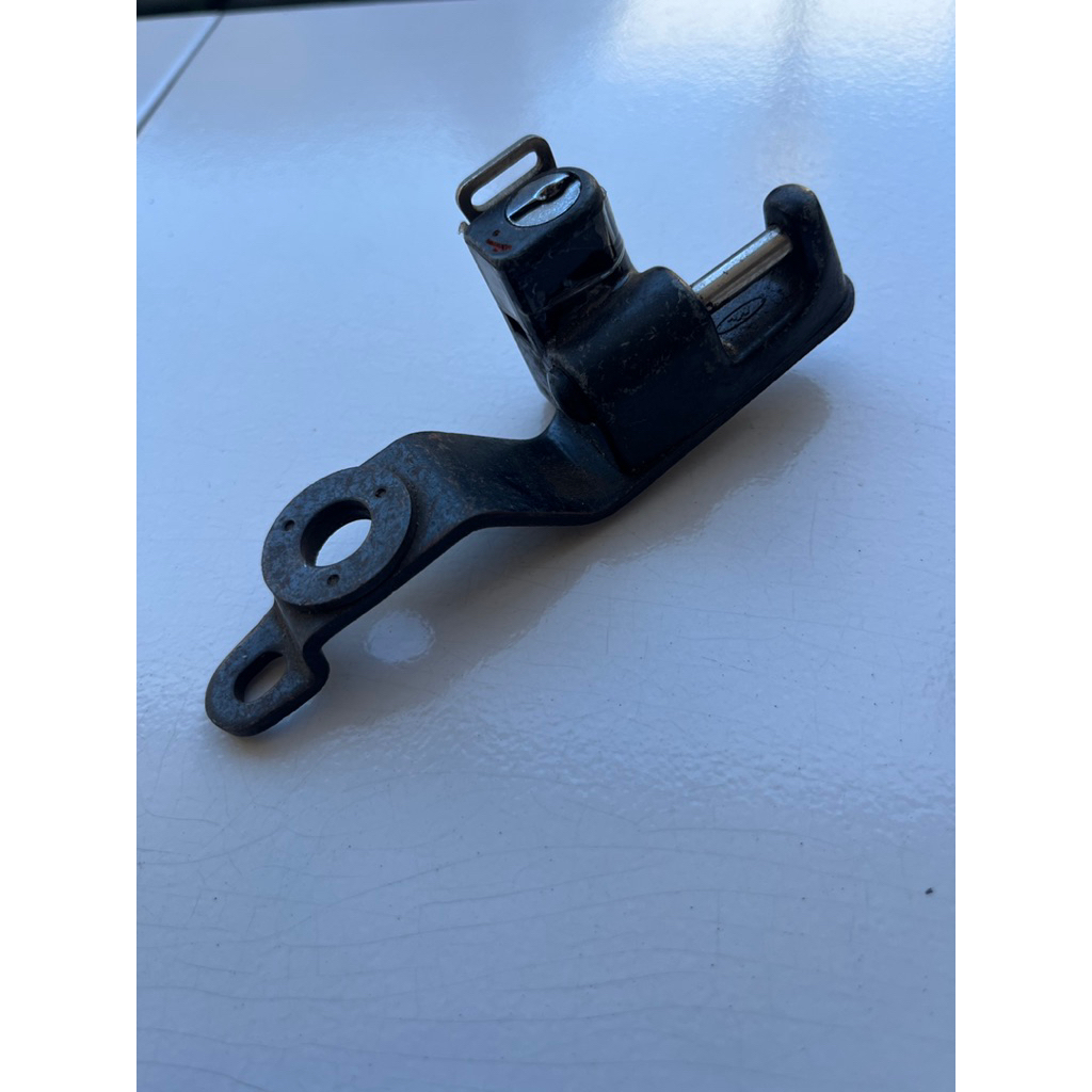 kunci helm honda s99 s90z s110 benly
