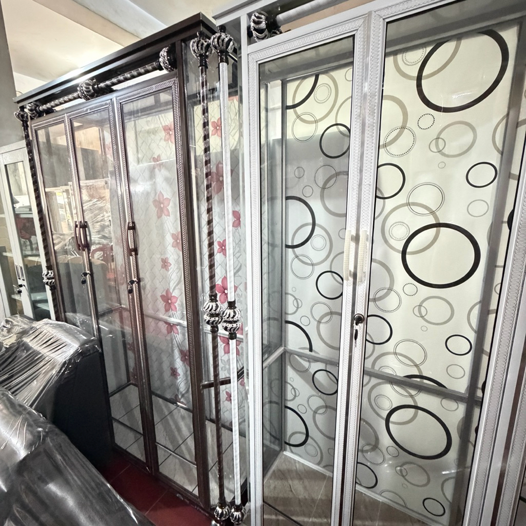 Lemari Alumunium Gantung / Gamis Pintu 3