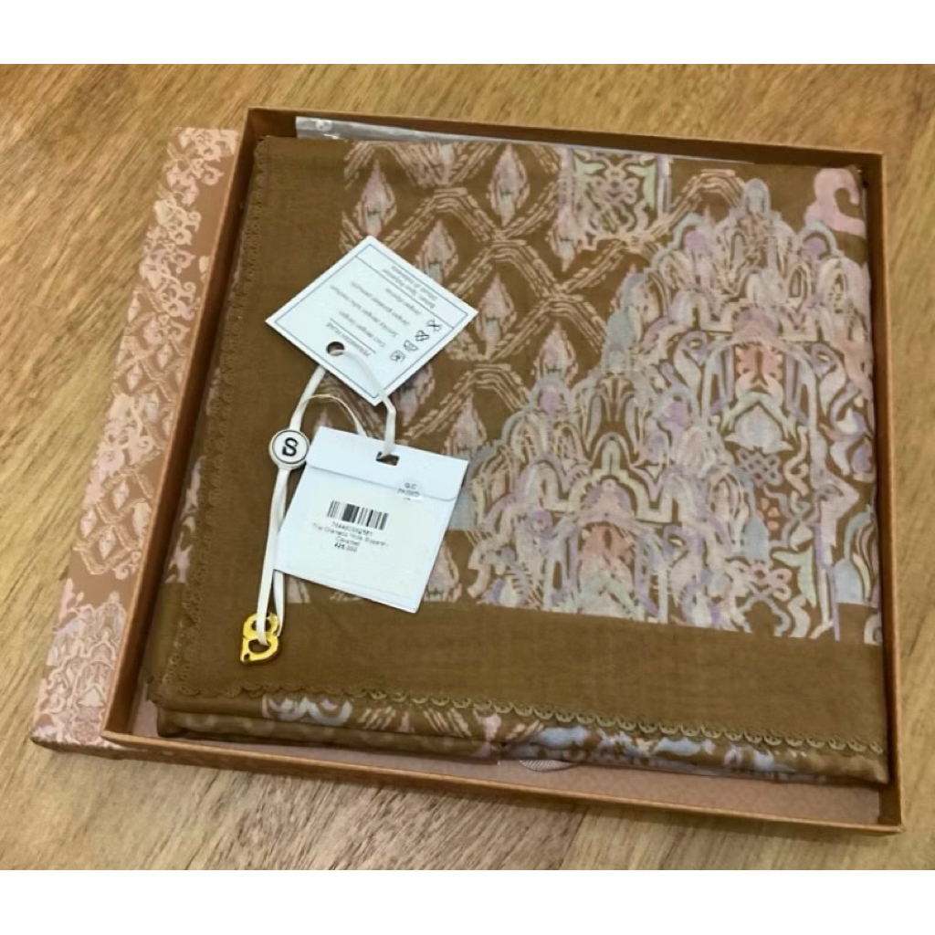 Preloved Granada Caramel XL Syari Buttonscarves