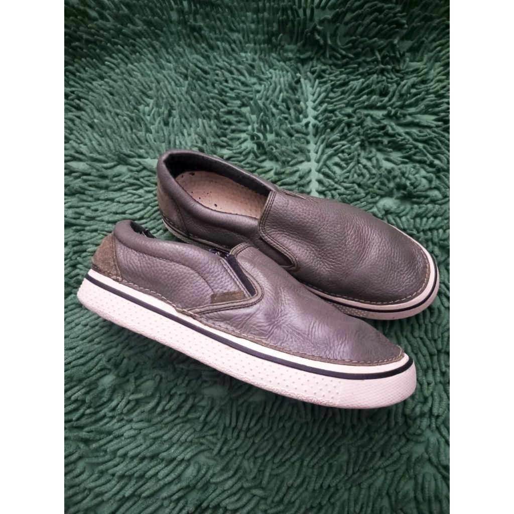 sepatu crocs slip on kulit asli langka size 44