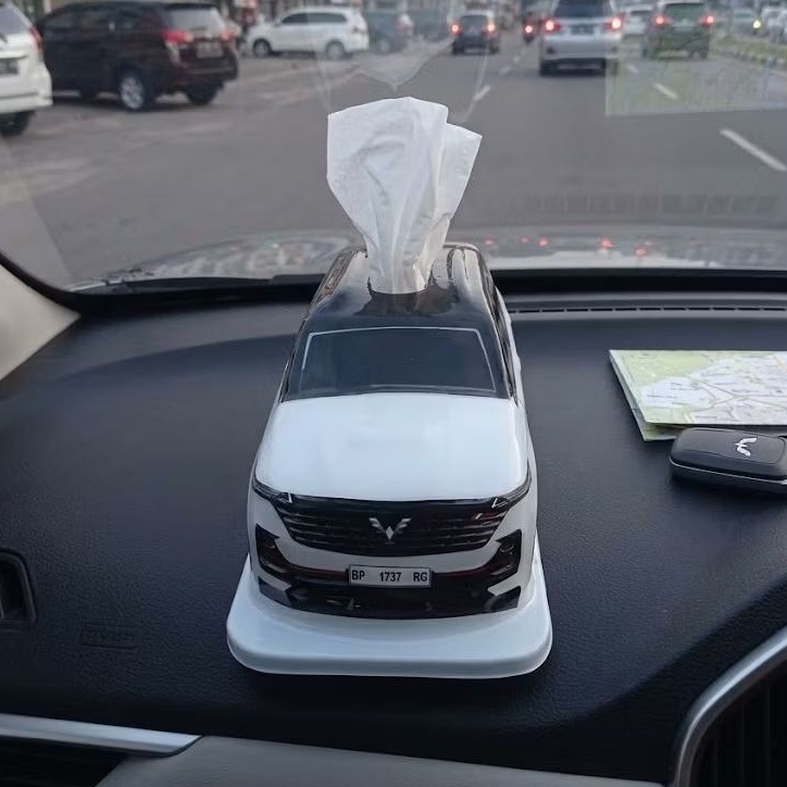 (Wuling Almaz PRO RS) Tempat Tisu Mobil 3D Bentuk Mobil Asli Untuk Interior, dekorasi, souvenir, dan