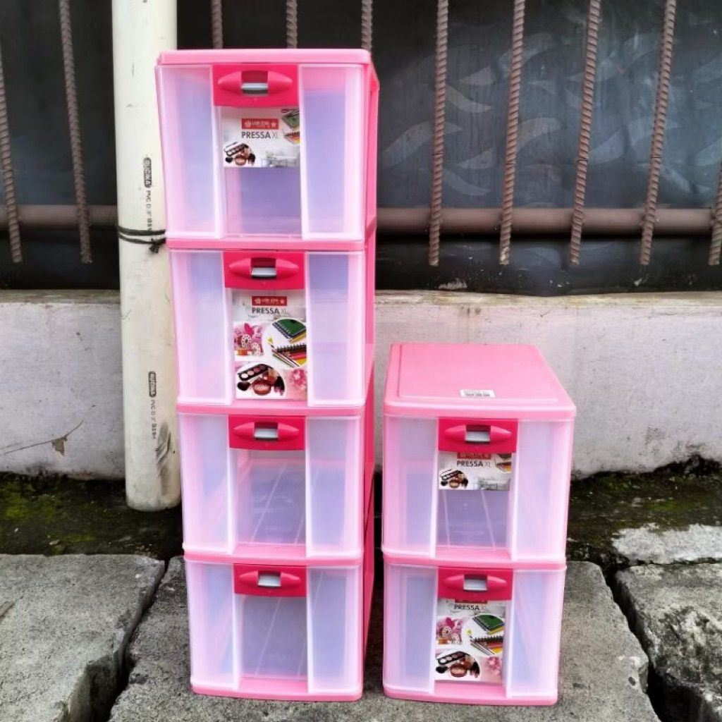 Laci Plastik Lion Star Susun 2-4 Warna Menarik