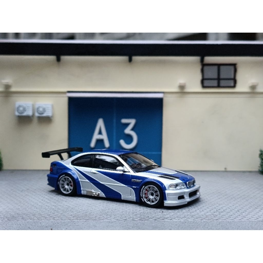 Almost Real Box Bmw M3 GTR + Velg WP