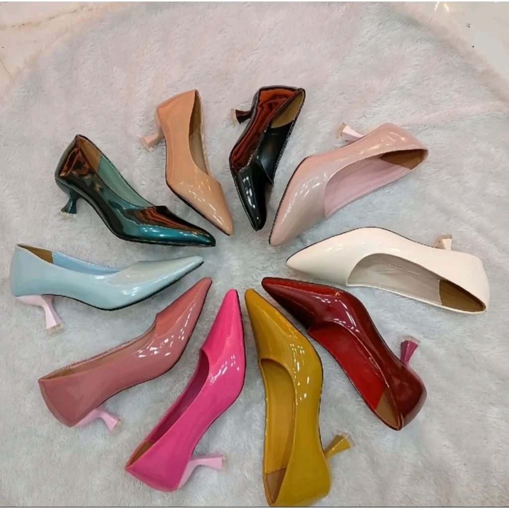 sepatu kerja kantor wanita Pansus kerja kantor wanita  glosy kristal heels 3cm tapak karet anti lici