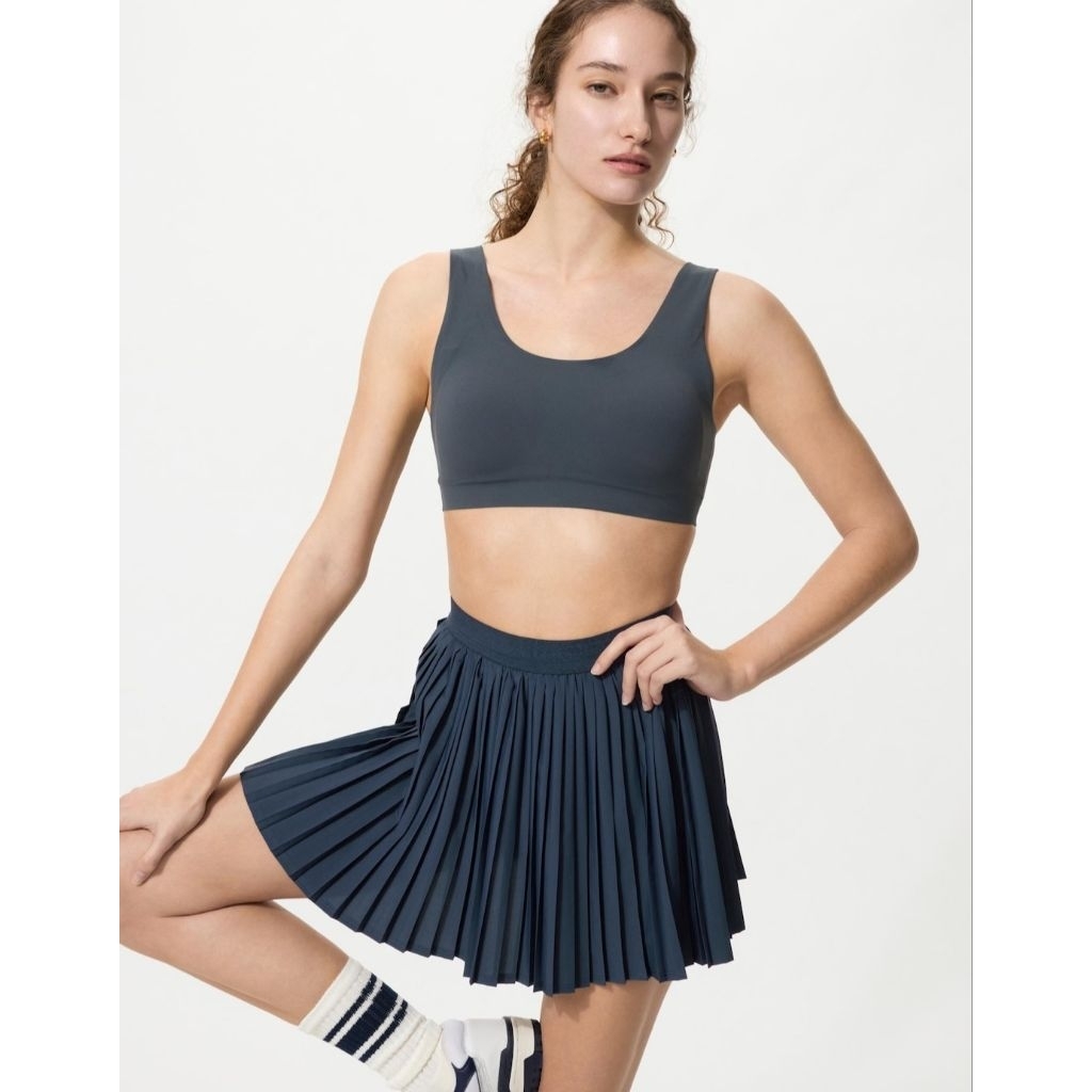 SPORT BRA UNIQLO  BRA SPORT TANPA KAWAT UNIQLO BH OLAHRAGA UNIQLO