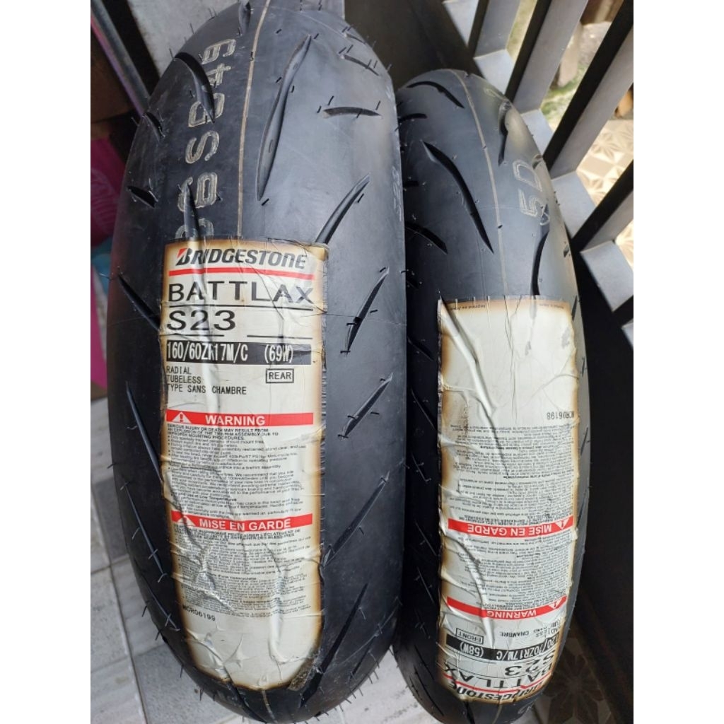 battlax s23. 160/60-17 & 120/70-17 baru