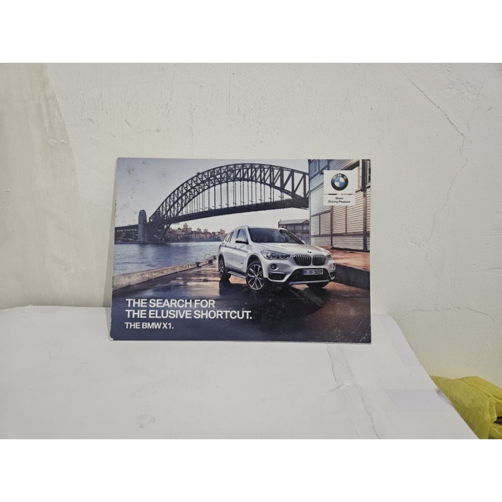 brosur katalog mobil bmw x1 2017 buku booklet