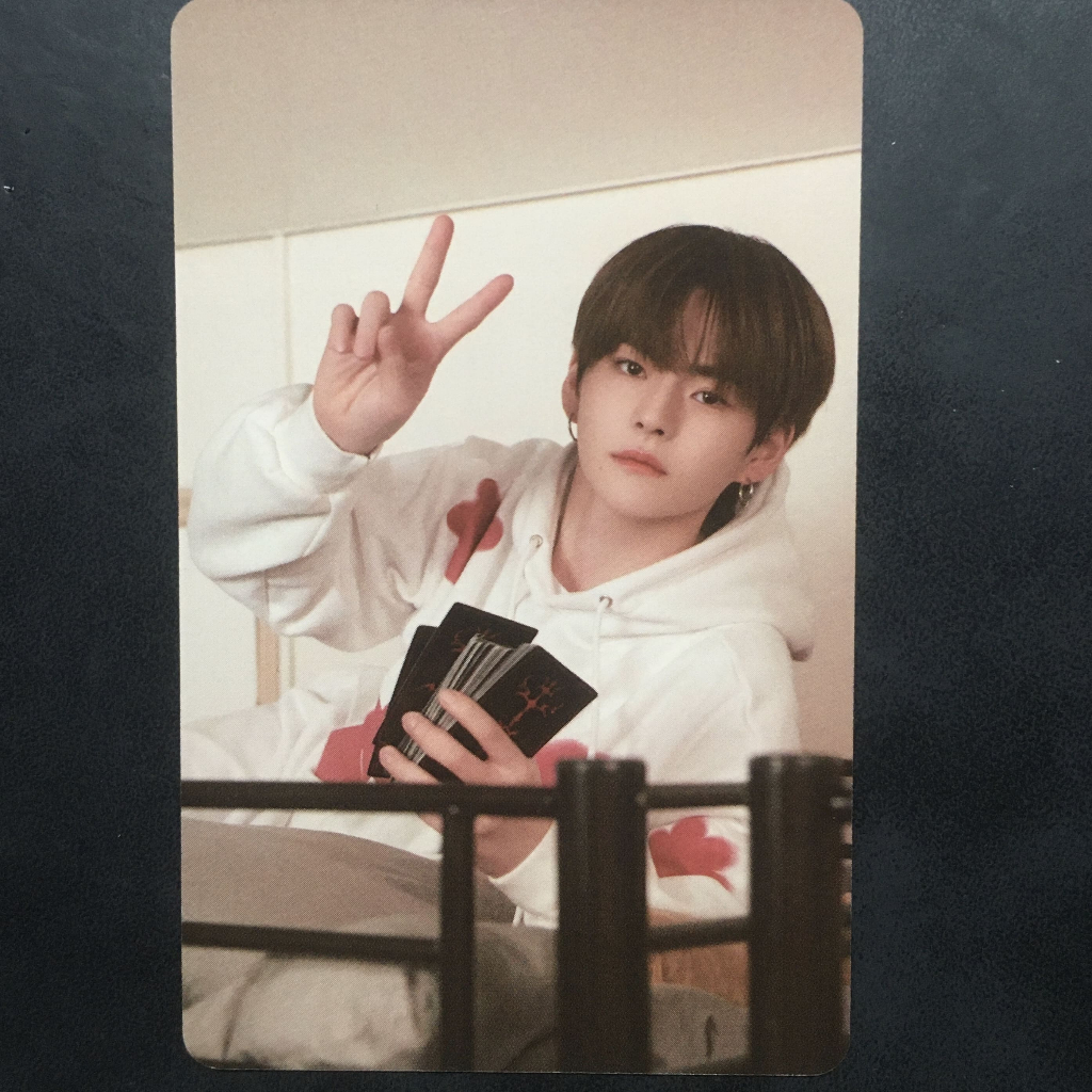 PHOTOCARD The Mysterious Class TREASURE YOSHI JUNKYU OFFICIAL