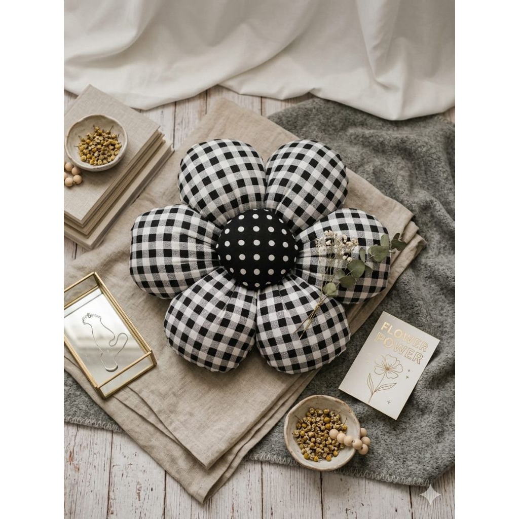 bantal bunga / bantal bunga shabby / bantal sofa Monochrome / bantal sofa hitam