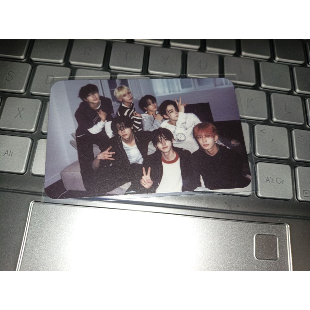PC GRUP ENHYPEN RU DAYDREAM OFFICIAL