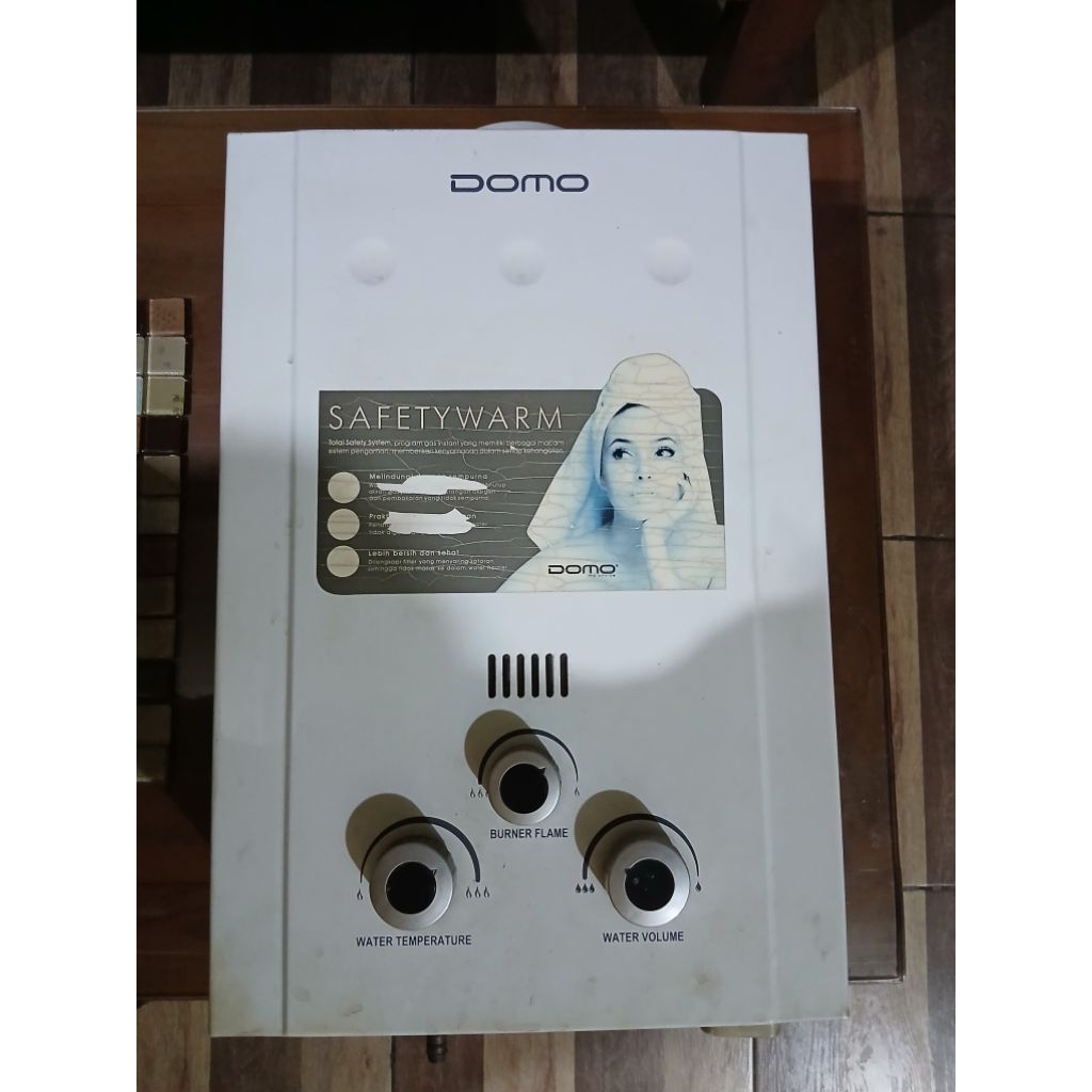 PEMANAS AIR MANDI DOMO