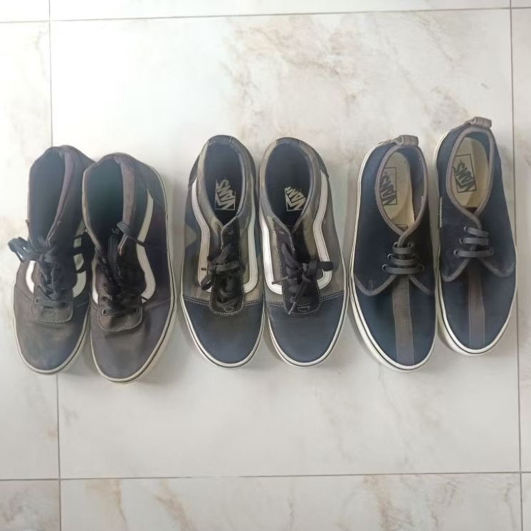 Sepatu vans second [Ukuran 42]