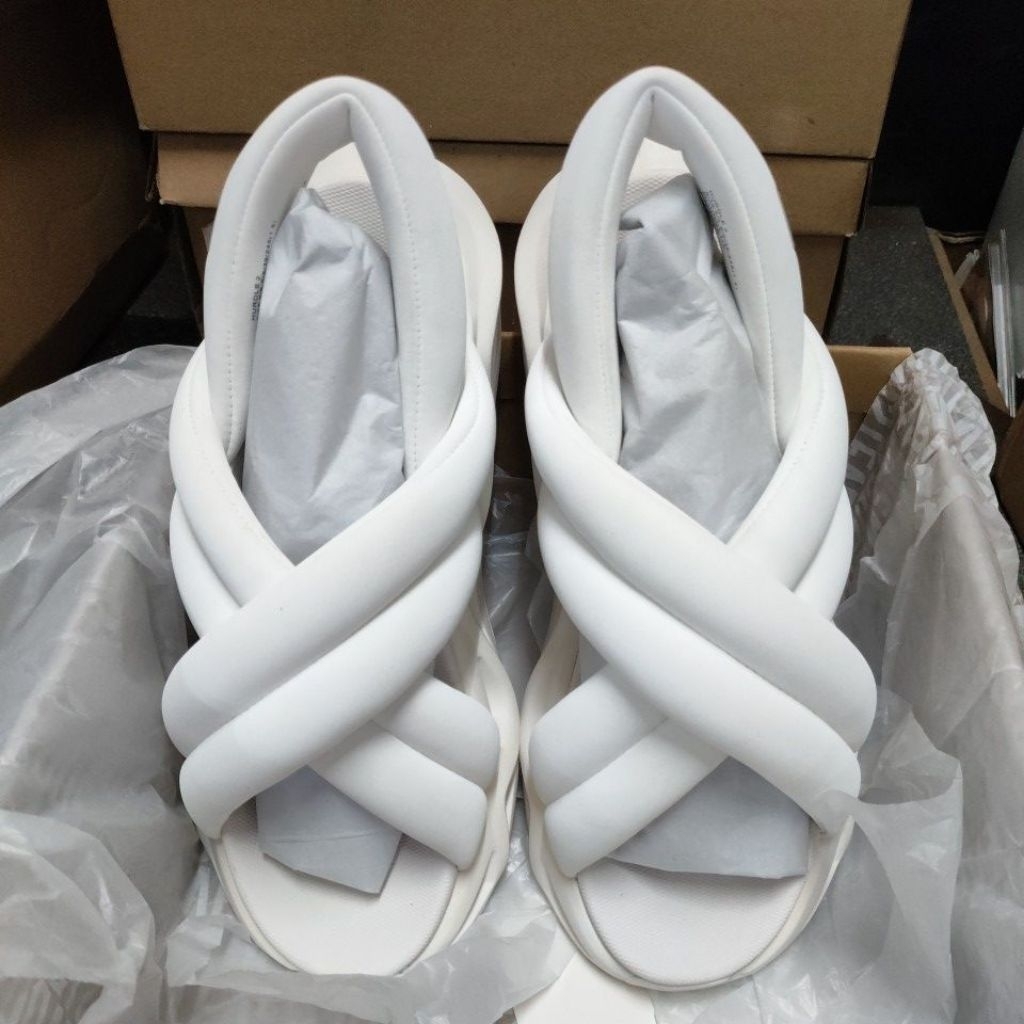 STEVE MADDEN HURDLE 2 WHITE PUTIH 8 38.5 24.5CM ORIGINAL AUTHENTIC OFFICIAL STORE SALE MURAH BAGUS A