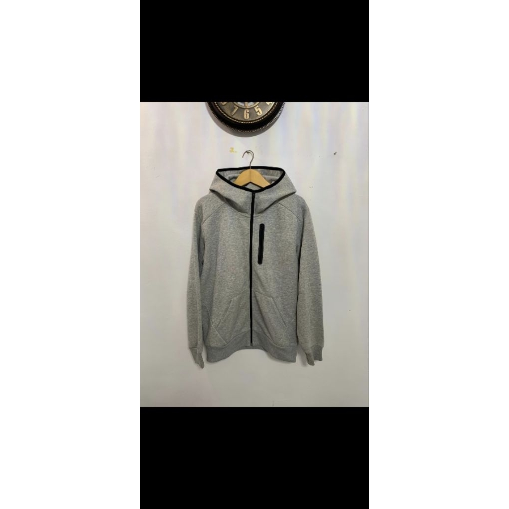 Jacket UNIQLO tech