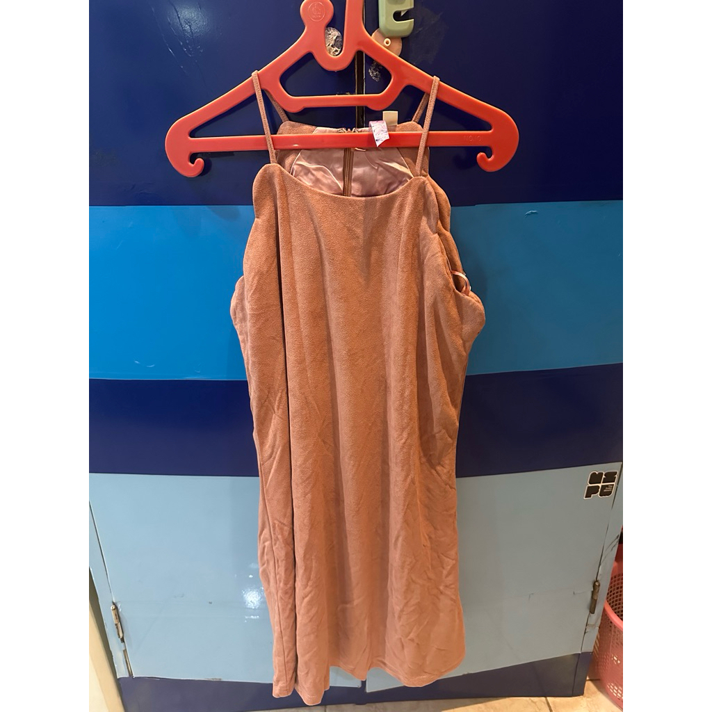 Mini Dress Pink Halter Neck Bludru Elegan Dress Pendek Wanita Formal Semi Party Murah