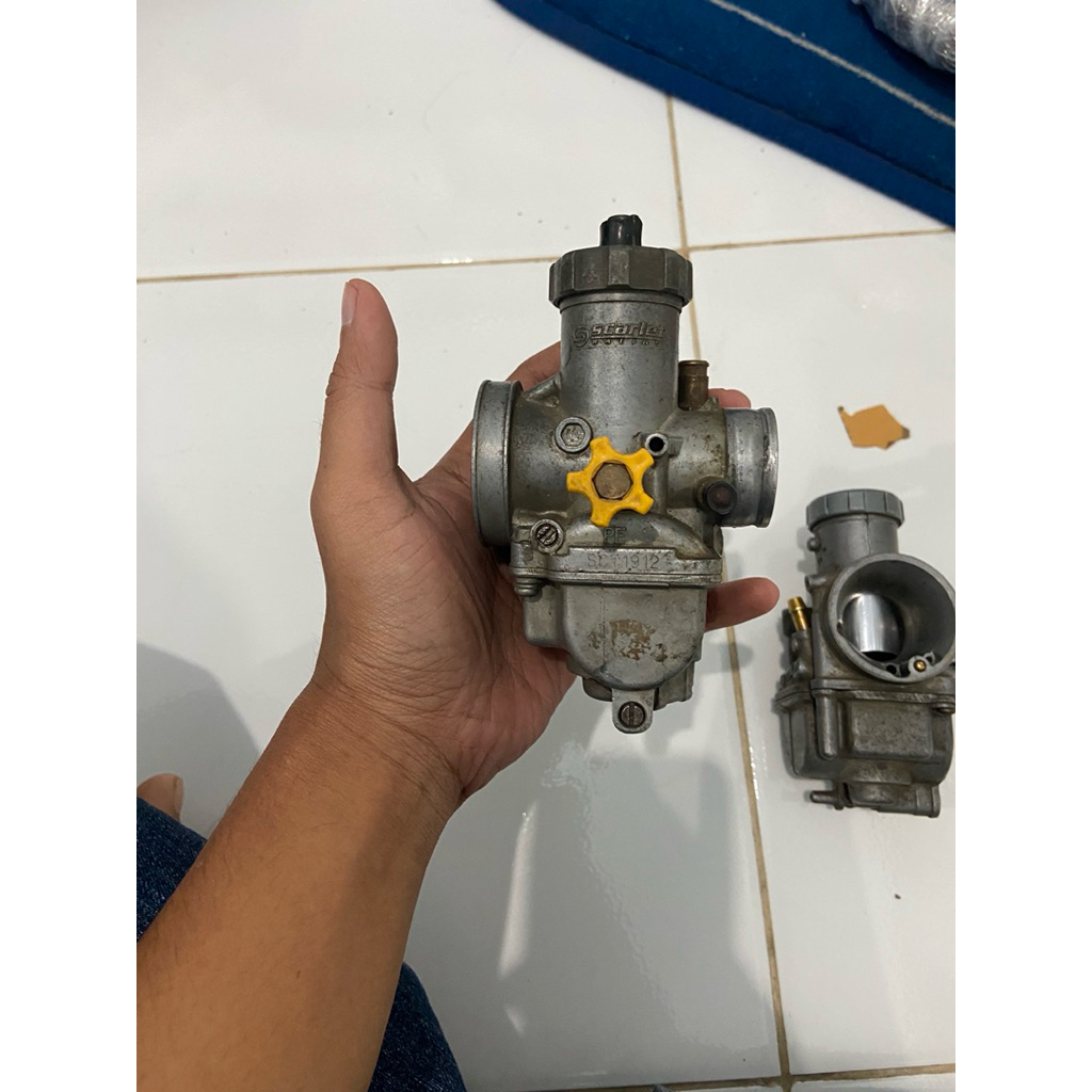 Karbu Pe 28 Scarlet