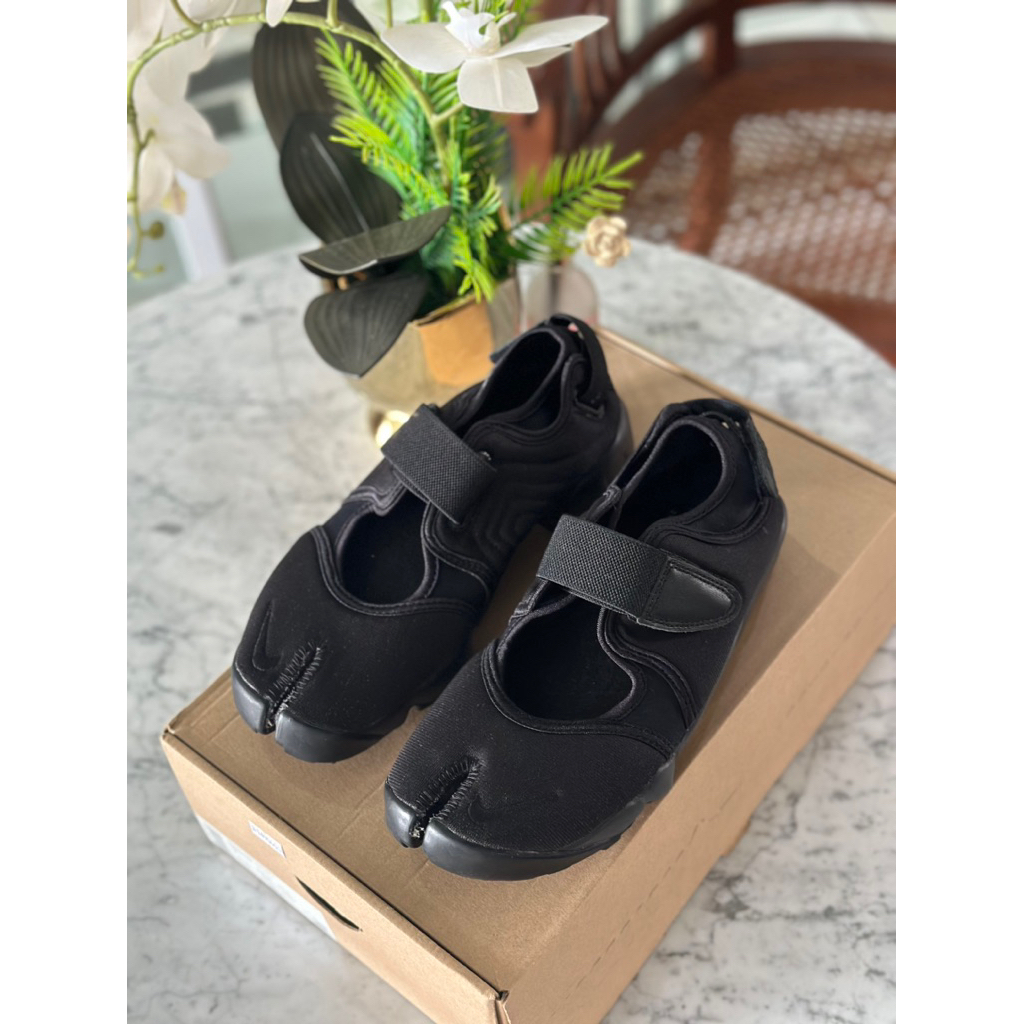 WOMEN SHOES NIKE AIR RIFT BLACK