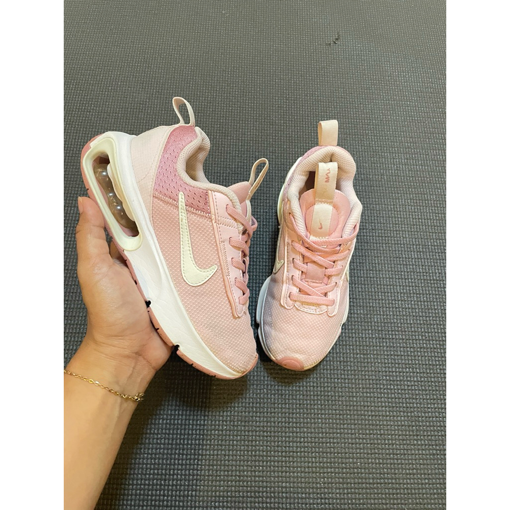 Sepatu Nike Airmax Interlock Lite size 32 insole 20cm