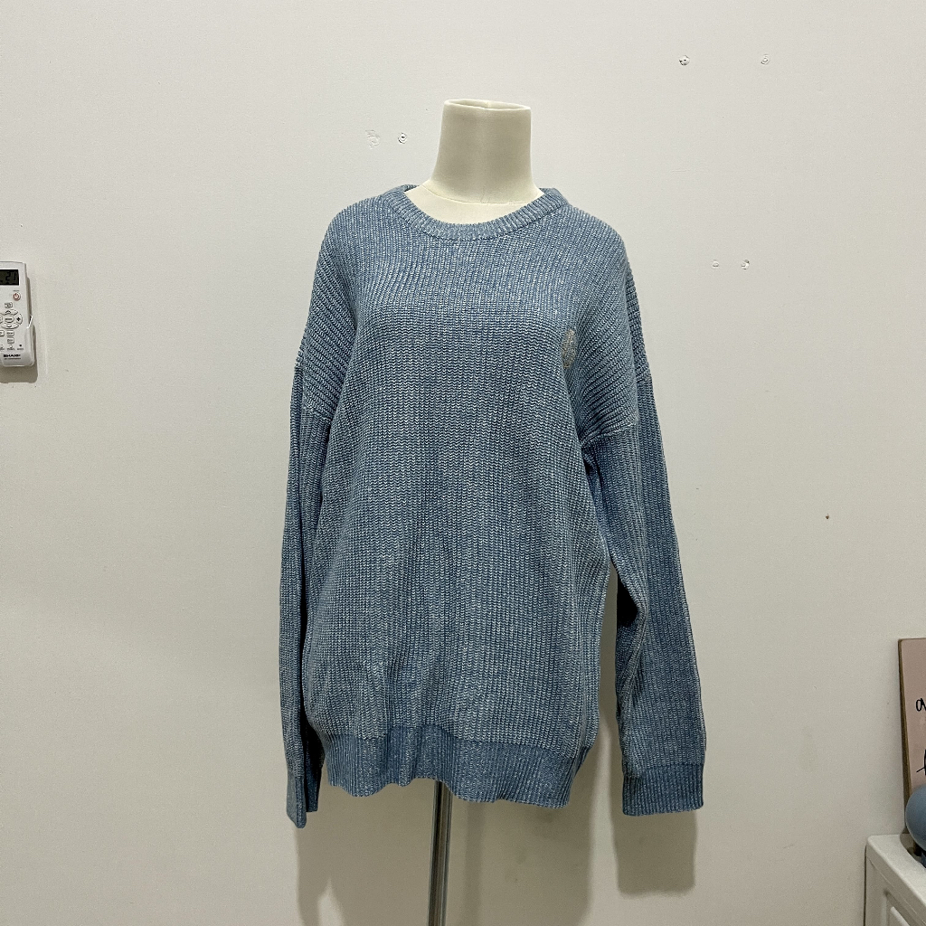 sweater baby blue oversize
