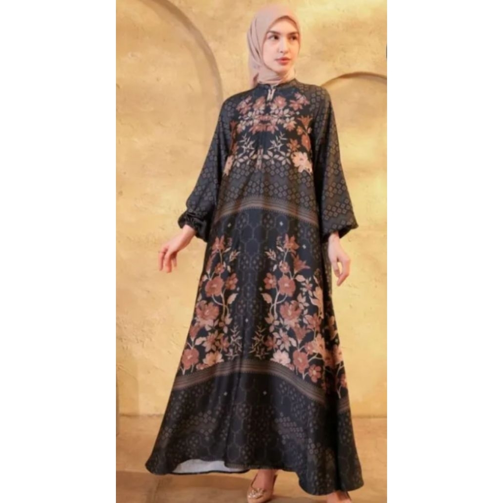 Alani dress by heaven light