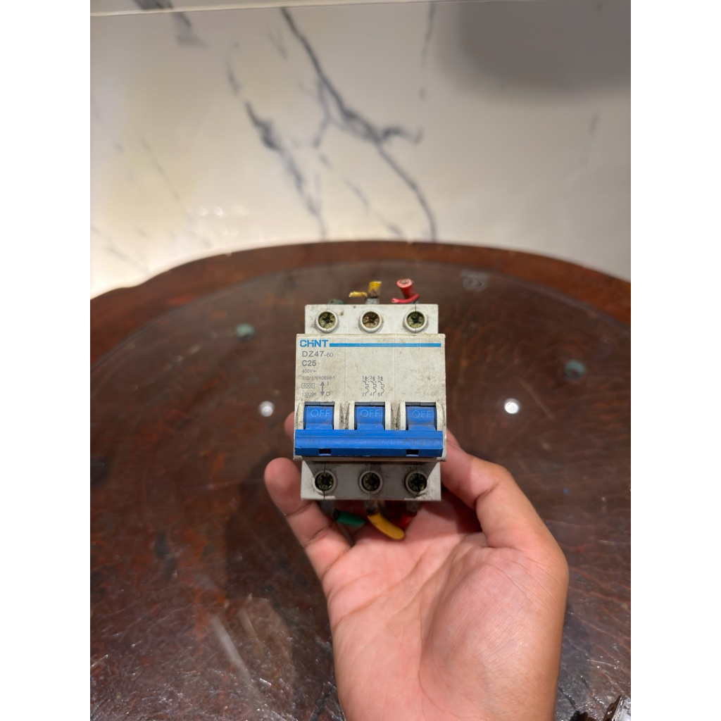MCB Chint 3 Phase DZ47-60 C25 - 3 Pole 25 Ampere Original Second