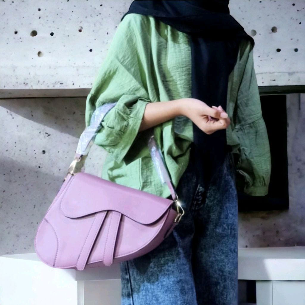 TAS WANITA YOORA SELEMPANG, SLING BAG, SHOULDER BAG KULIT PU -SADDLE TERBARU